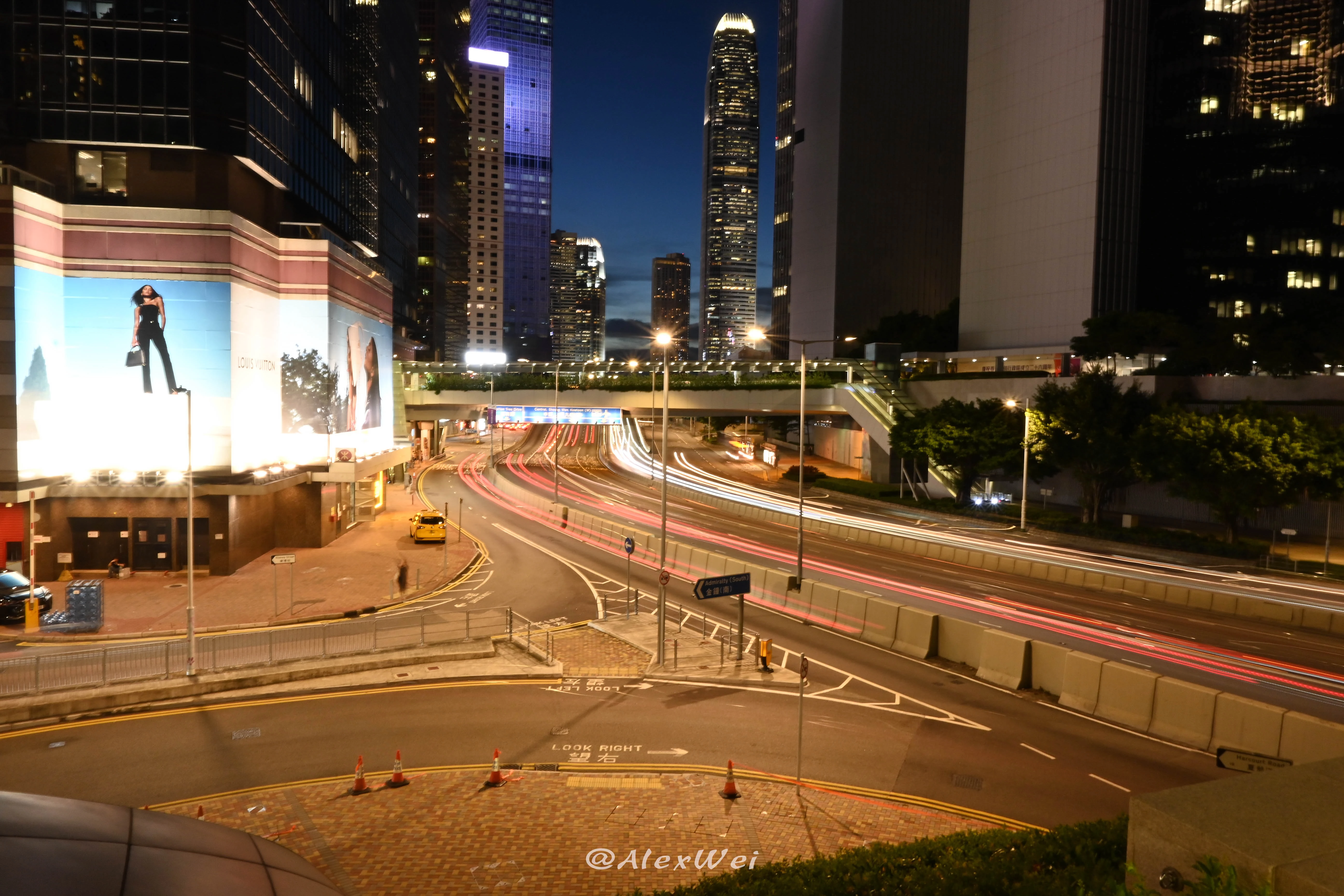 home-banner-background